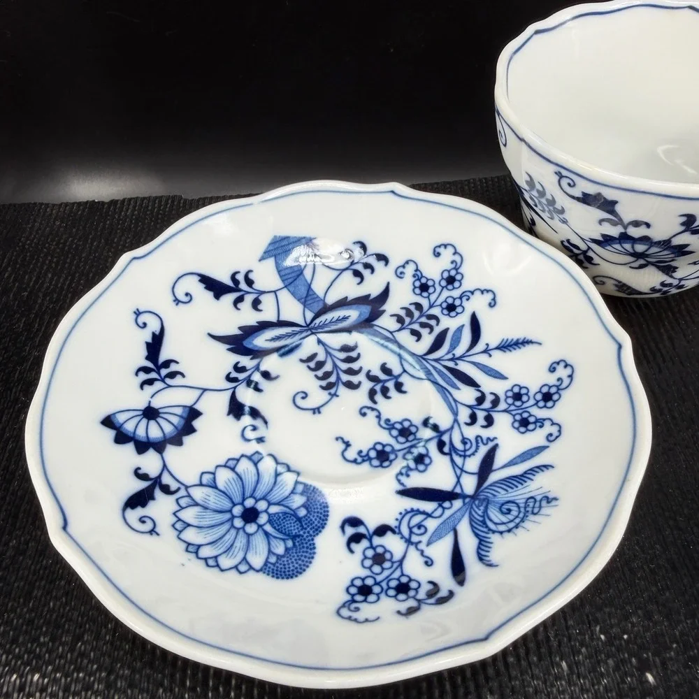Blue Danube Tea Cup and Saucer Set‎ Blue Onion Floral Porcelain Scalloped Rim